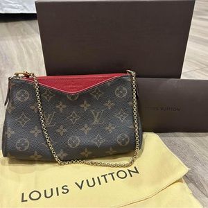 Louis Vuitton Pallas Clutch